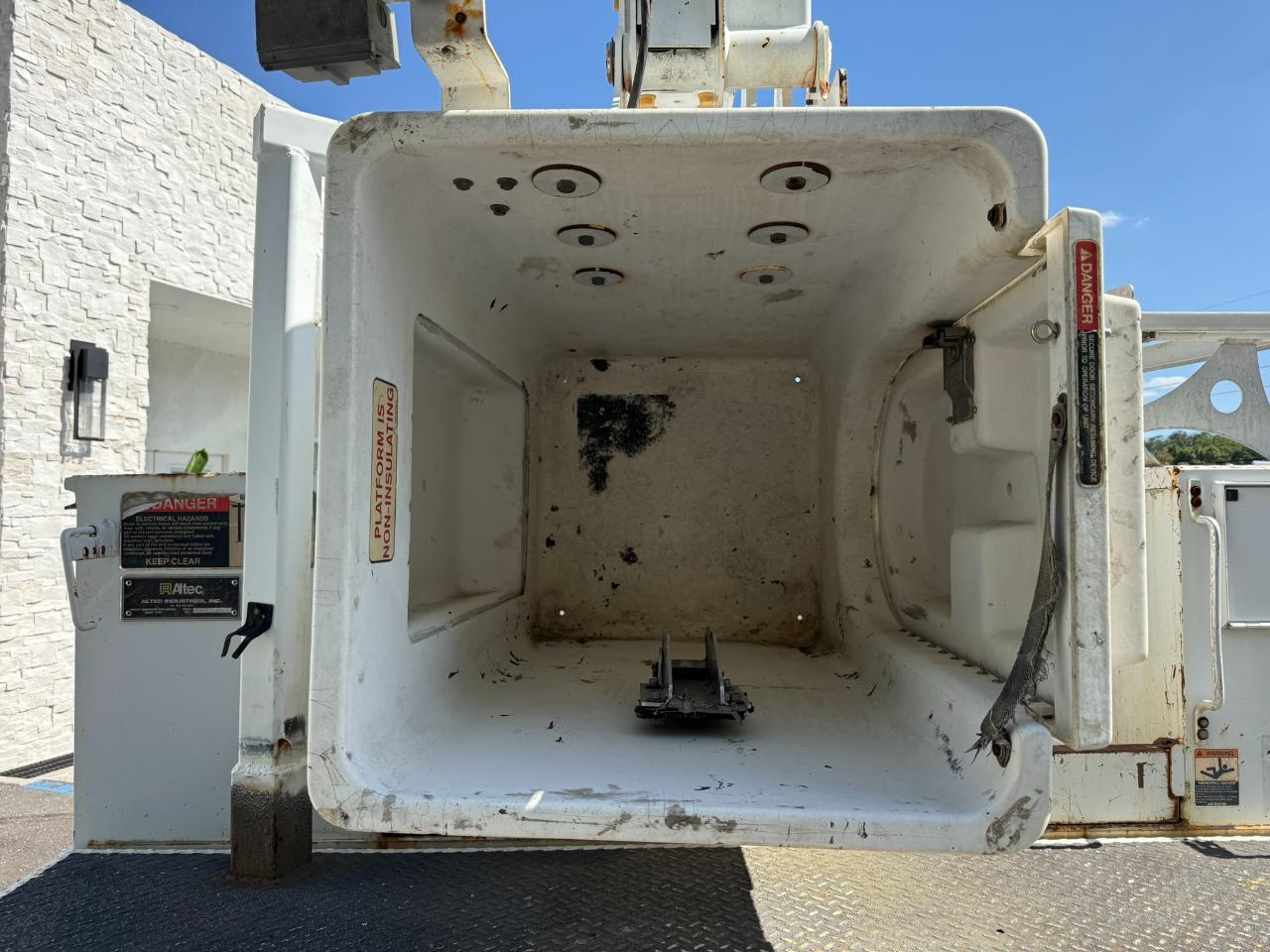 2014 Ford Super Duty F-450 DRW 2WD SuperCab 162" WB 60" CA XLT Jacksonville FL