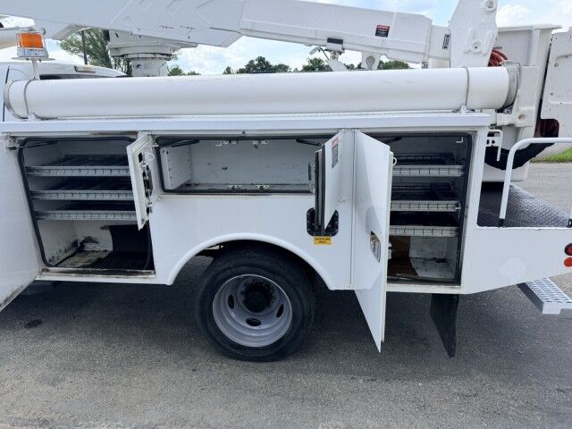2014 Ford Super Duty F-550 Altec Bucket Truck XL Henrico VA