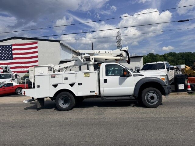 2014 Ford Super Duty F-550 Altec Bucket Truck XL