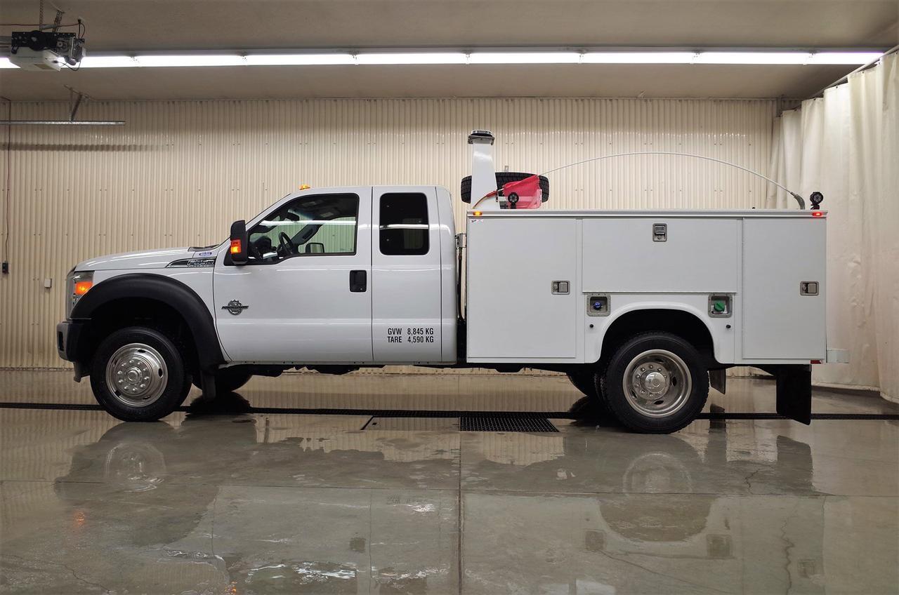 2014 Ford Super Duty F-550 DRW XLT Red Deer AB