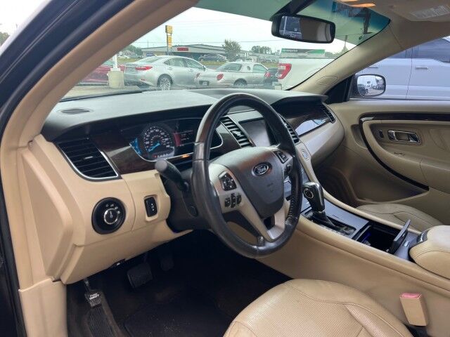 2014 Ford Taurus Limited - Photo 15