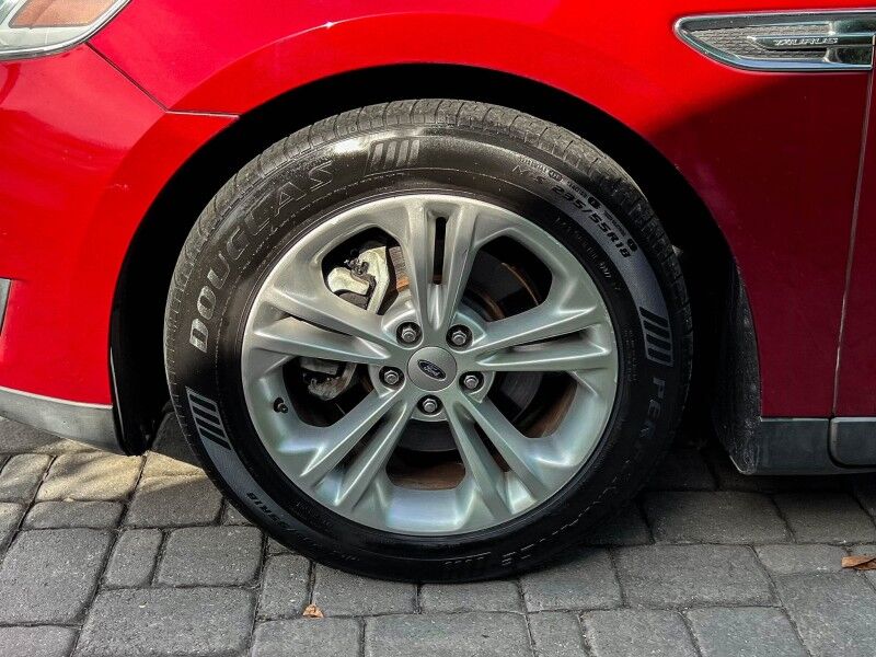 2014 Ford Taurus SEL Wilmington NC