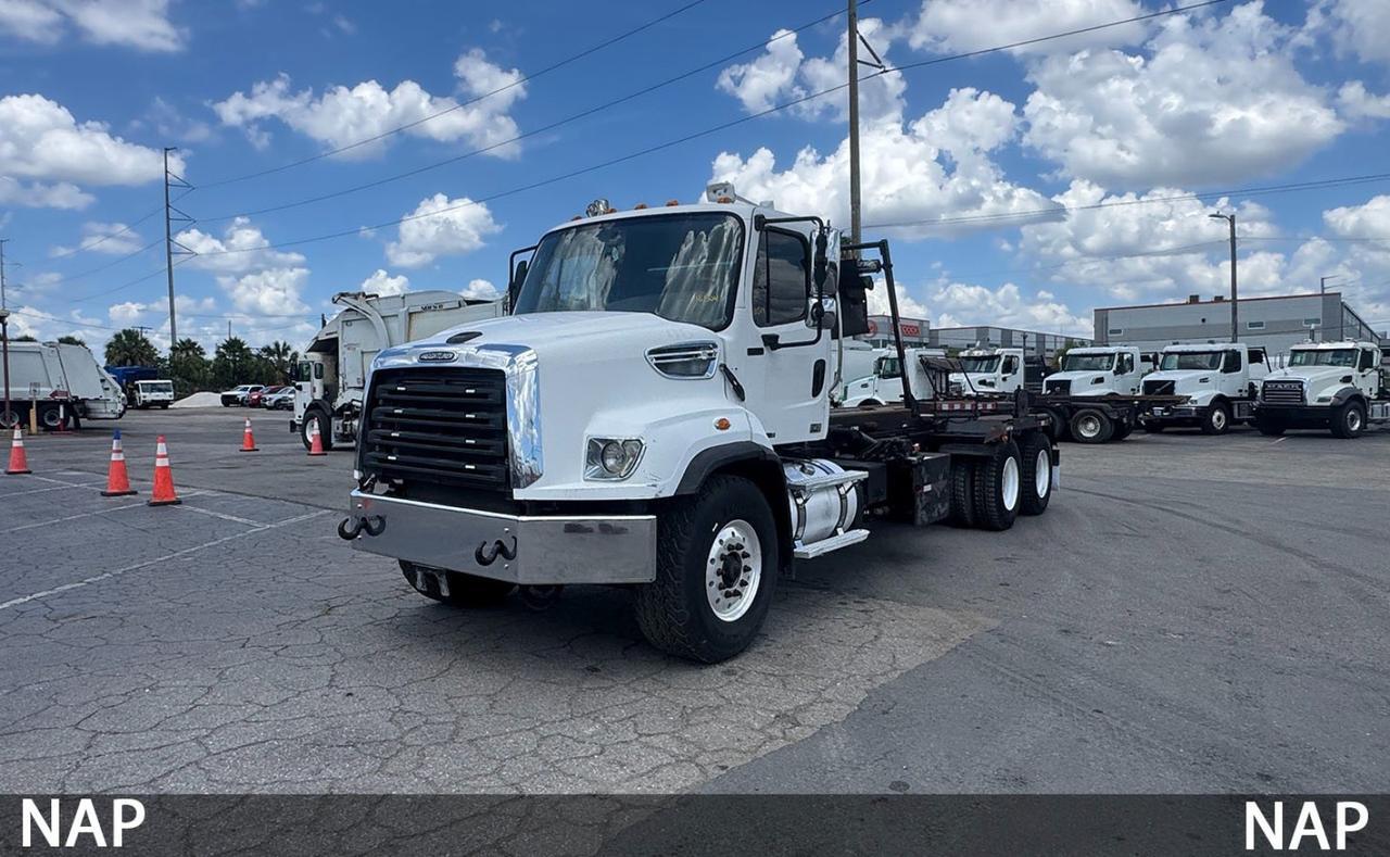 2014 Freightliner 114SD 60,000 lb Galbreath Roll Off Truck