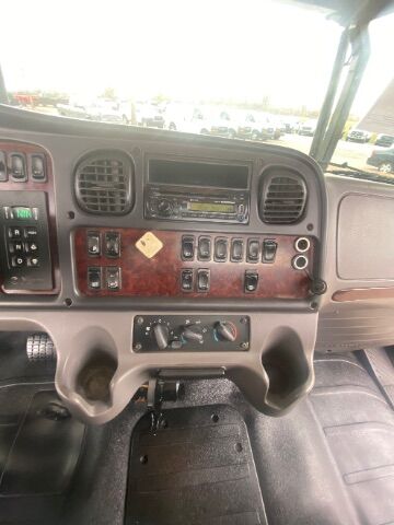 2014 Freightliner M2 106 Medium Duty 4 CAR HAULER 30 FT BED Charlotte NC