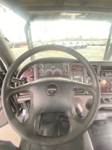 2014 Freightliner M2 106 Medium Duty 4 CAR HAULER 30 FT BED Charlotte NC