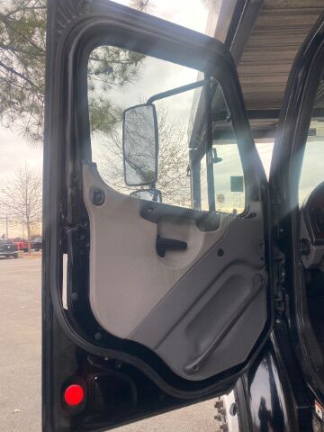 2014 Freightliner M2 106 Medium Duty 4 CAR HAULER 30 FT BED Charlotte NC