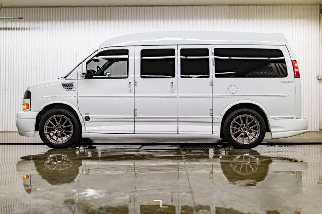 2014 GMC Savana 1500 AWD Explorer Conversion Van Leather Roof TV Red Deer AB