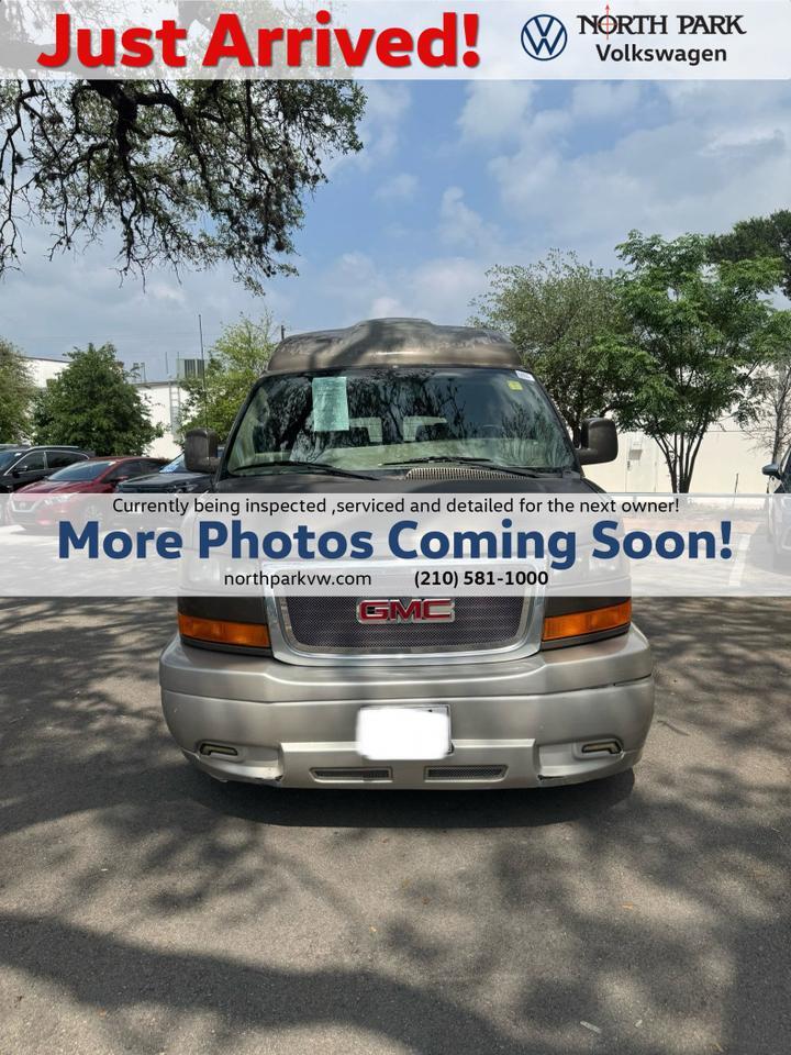 2014 GMC Savana Cargo Van