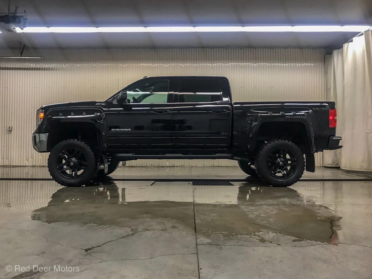 2014 GMC Sierra 1500 4x4 Crew Cab SLE Z71 Lift Wheels Red Deer AB