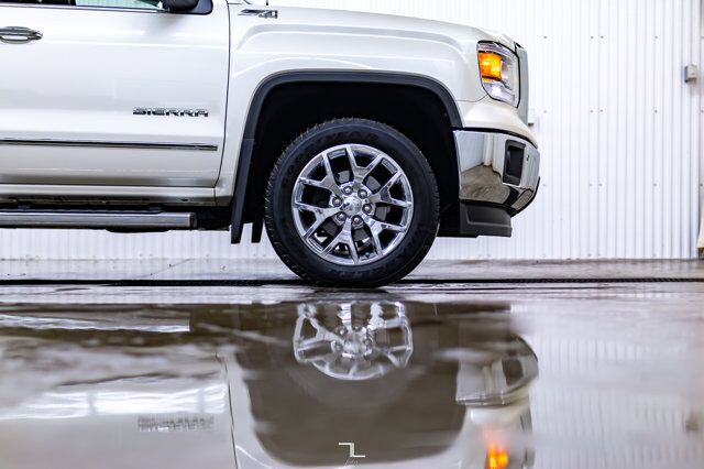 2014 GMC Sierra 1500 4x4 Crew Cab SLT Leather Nav DVD Red Deer AB
