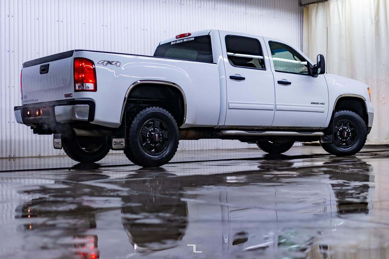 2014 GMC Sierra 2500HD 4x4 Crew Cab SLE Red Deer AB