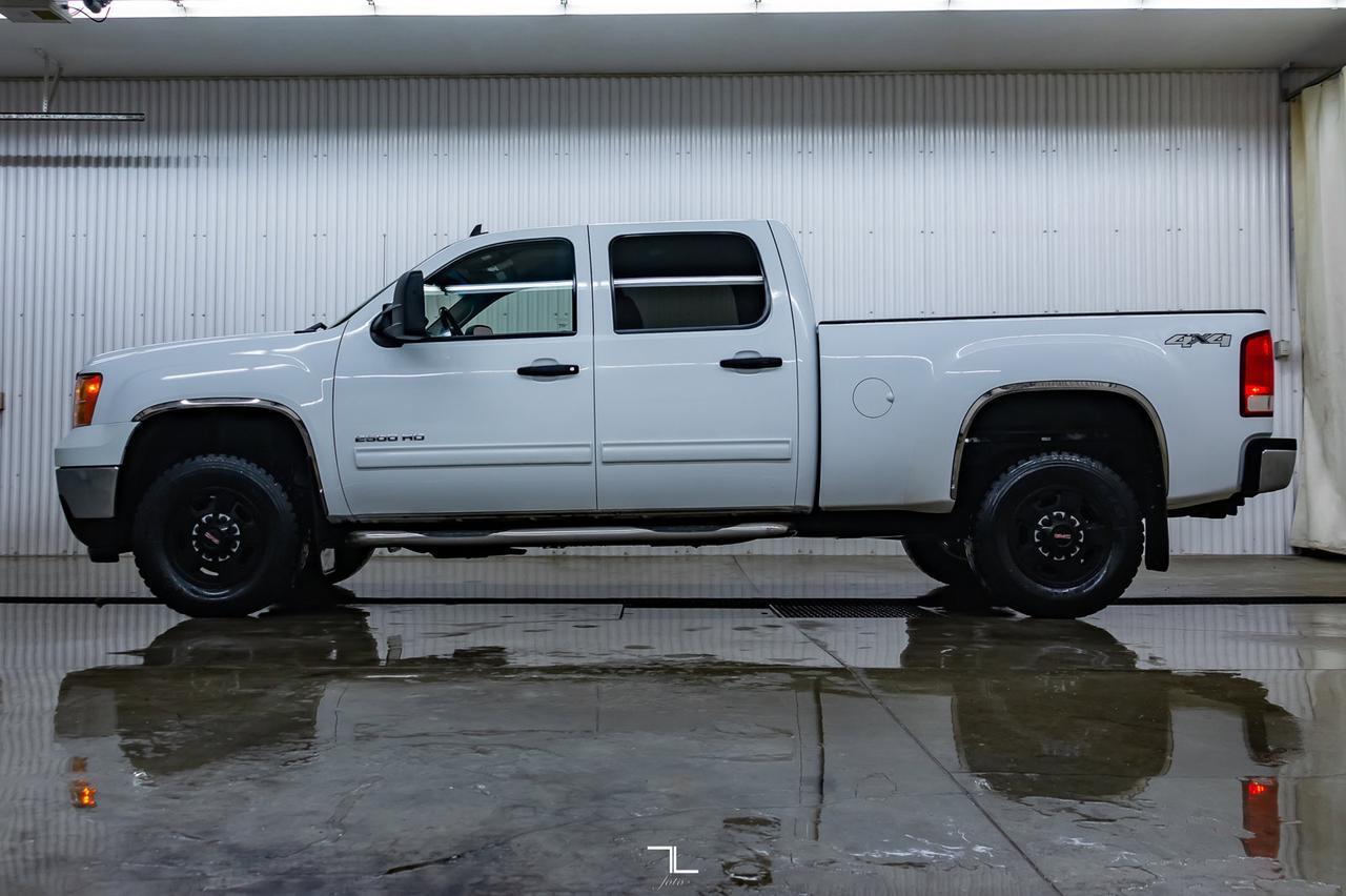 2014 GMC Sierra 2500HD 4x4 Crew Cab SLE Red Deer AB