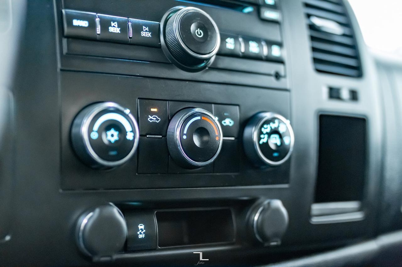 2014 GMC Sierra 2500HD 4x4 Crew Cab SLE Red Deer AB