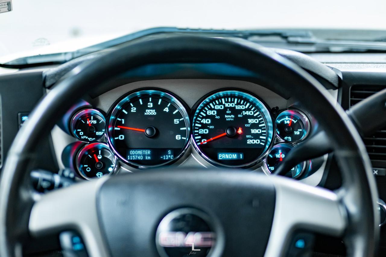 2014 GMC Sierra 2500HD 4x4 Crew Cab SLE Red Deer AB