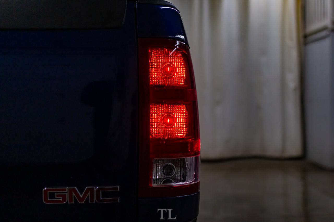 2014 GMC Sierra 2500HD 4x4 Crew Cab SLE Z71 Red Deer AB