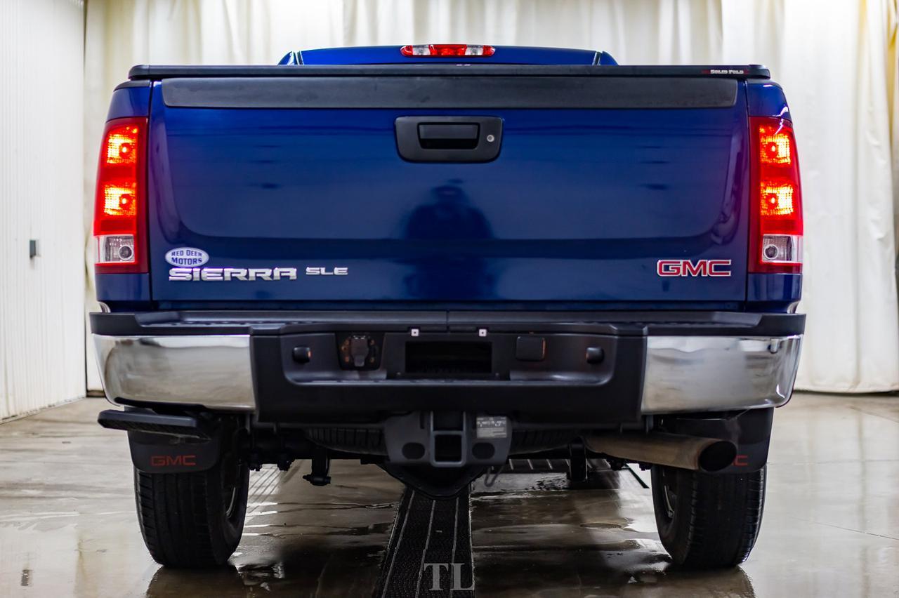 2014 GMC Sierra 2500HD 4x4 Crew Cab SLE Z71 Red Deer AB