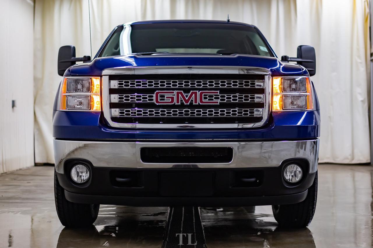 2014 GMC Sierra 2500HD 4x4 Crew Cab SLE Z71 Red Deer AB