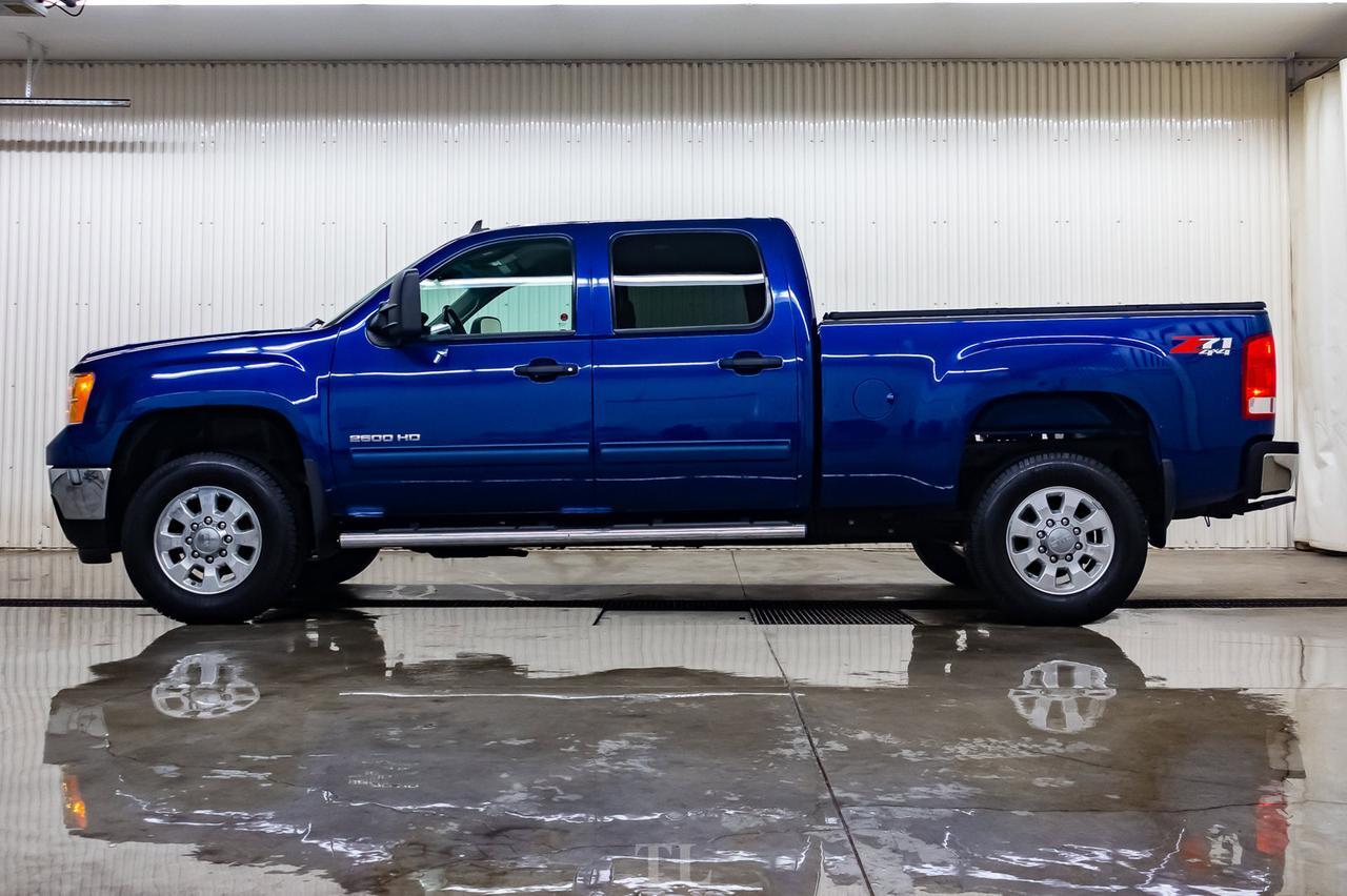 2014 GMC Sierra 2500HD 4x4 Crew Cab SLE Z71 Red Deer AB