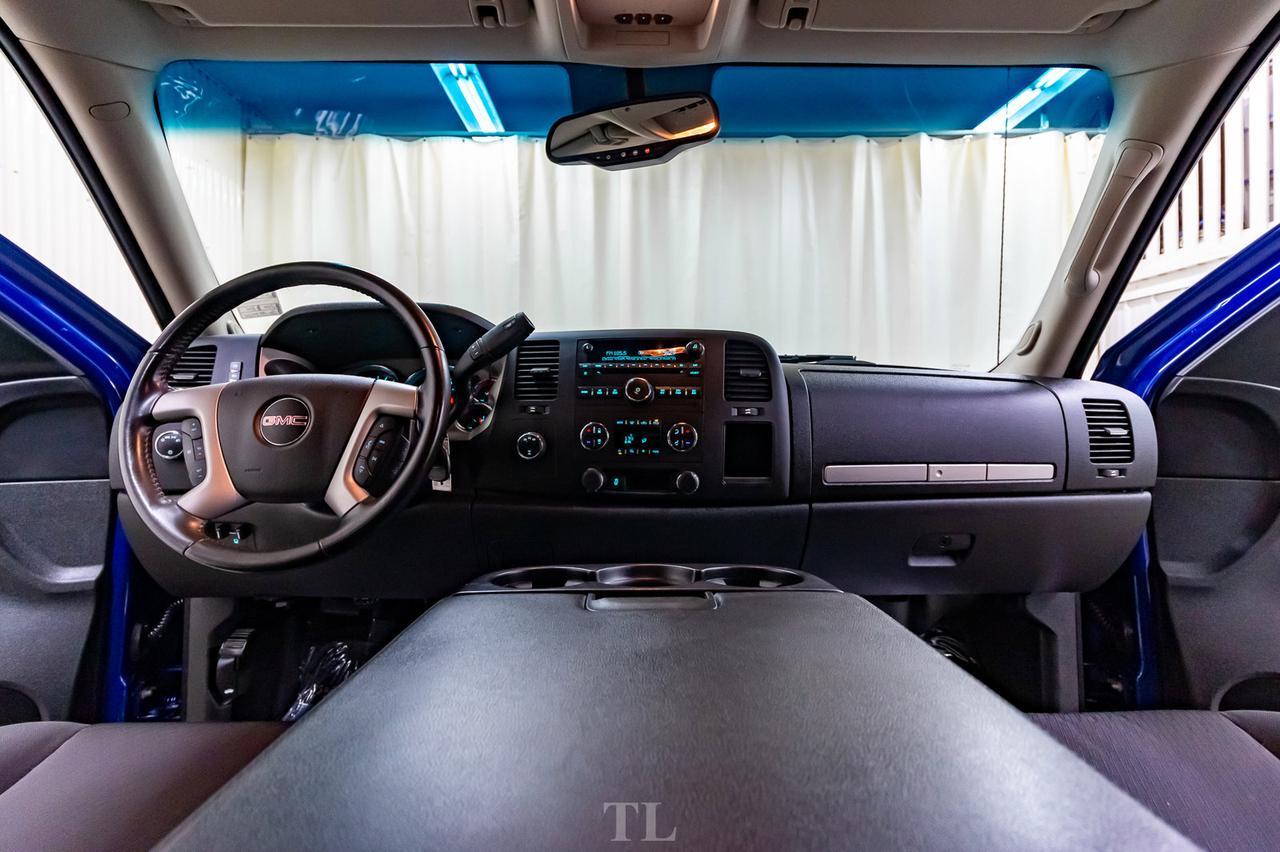 2014 GMC Sierra 2500HD 4x4 Crew Cab SLE Z71 Red Deer AB