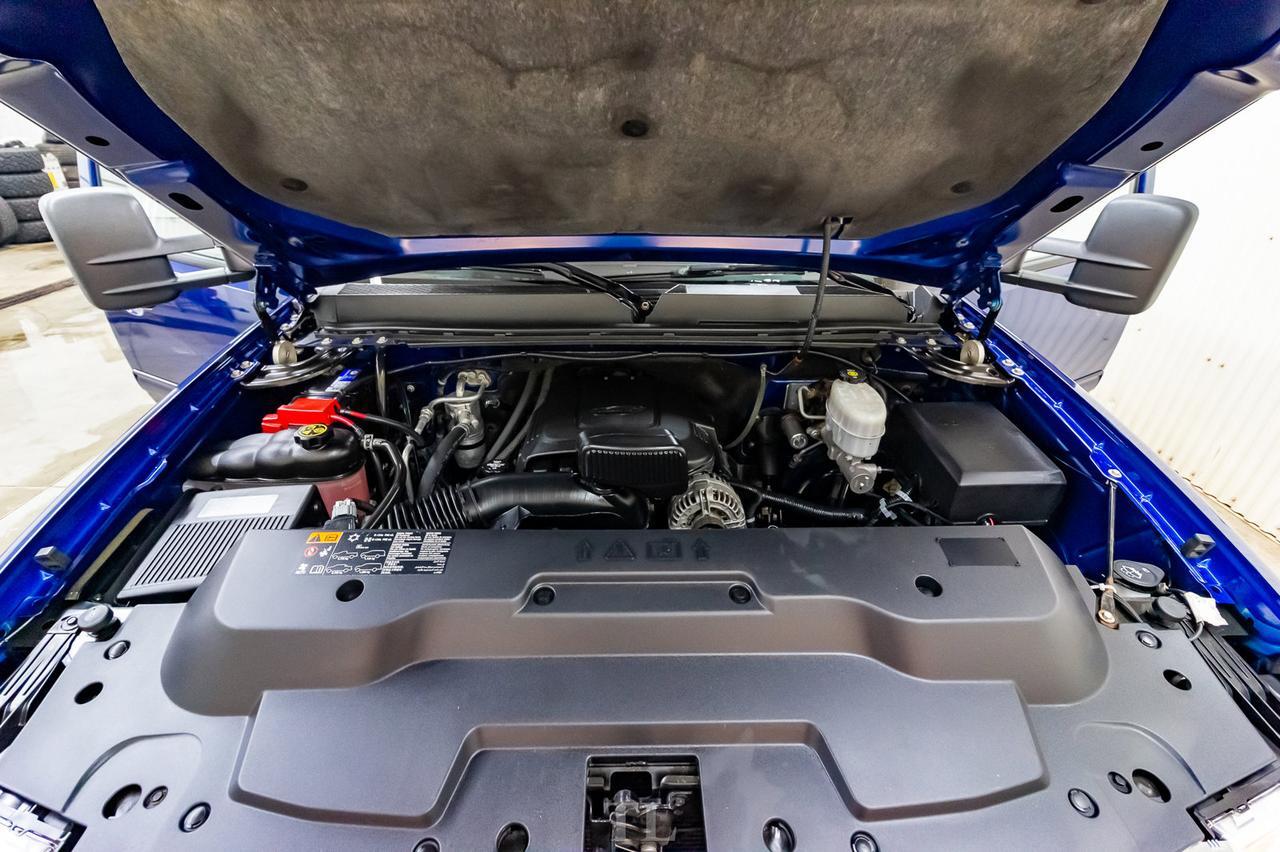 2014 GMC Sierra 2500HD 4x4 Crew Cab SLE Z71 Red Deer AB