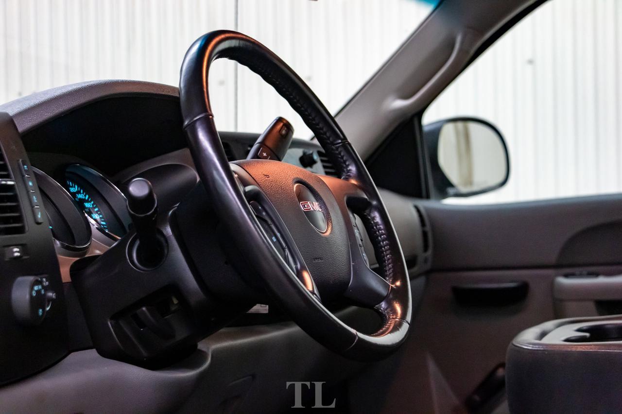 2014 GMC Sierra 2500HD 4x4 Reg Cab WT Longbox Red Deer AB