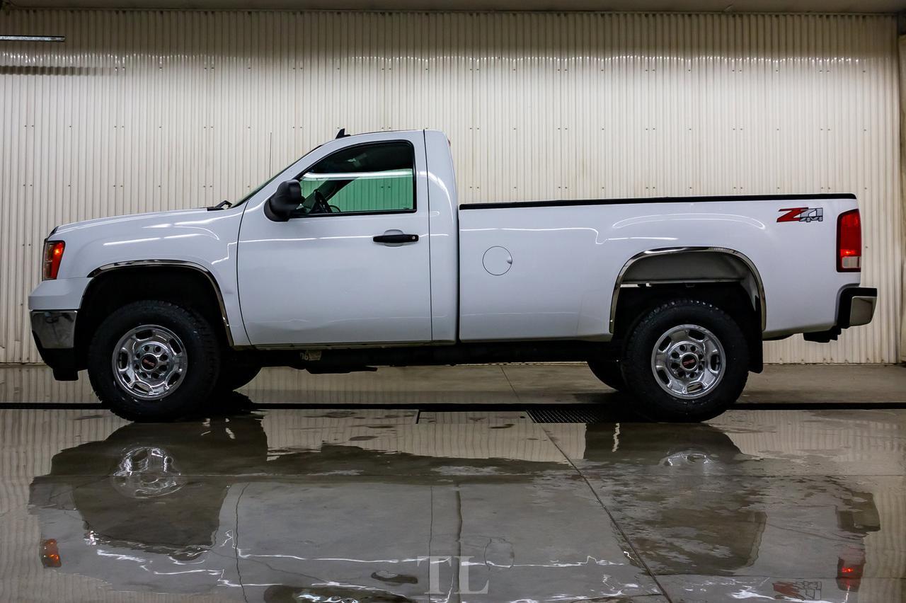 2014 GMC Sierra 2500HD 4x4 Reg Cab WT Longbox Red Deer AB