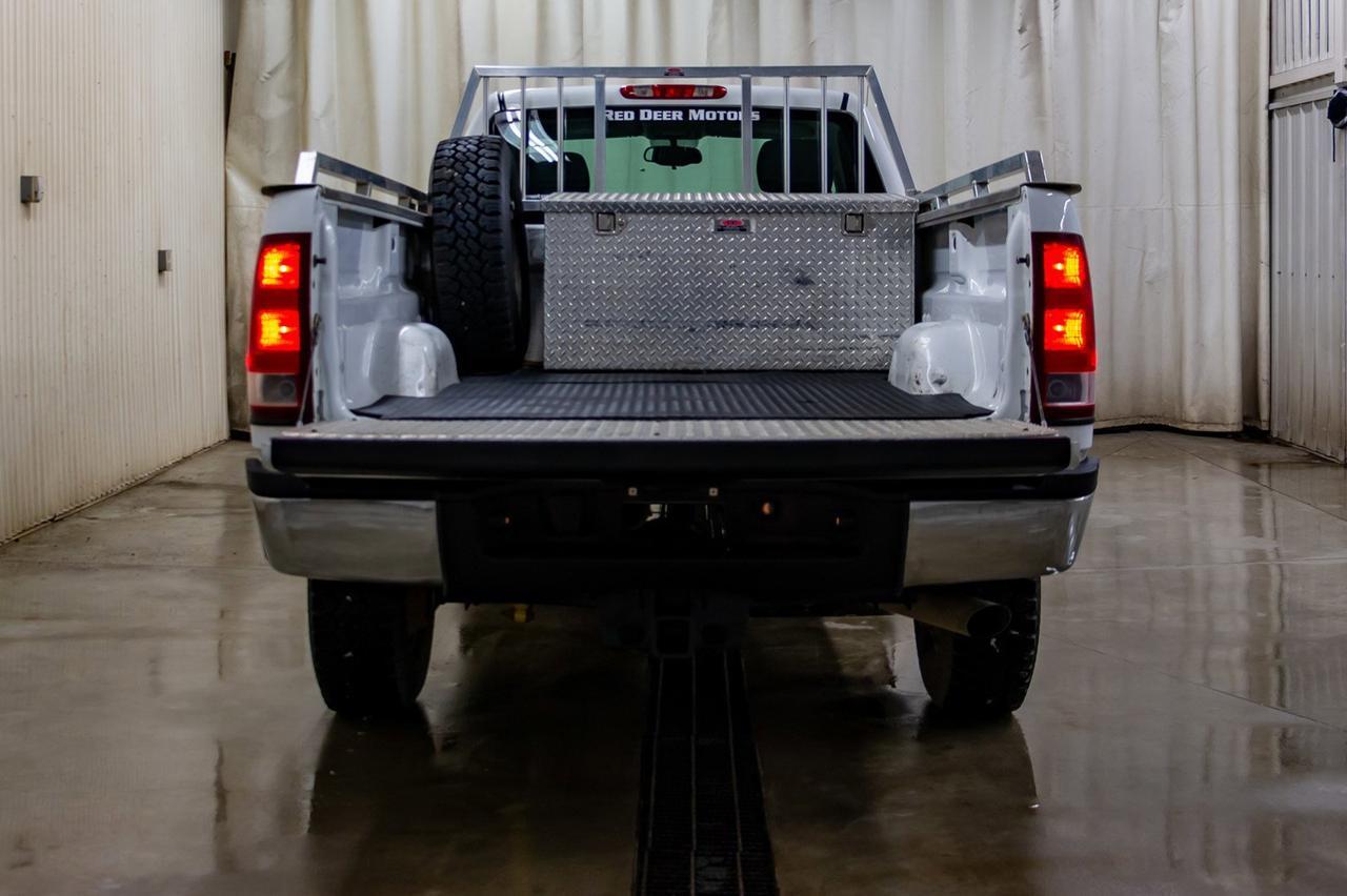 2014 GMC Sierra 2500HD 4x4 Regular Cab WT Longbox Red Deer AB