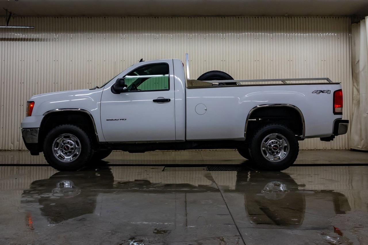 2014 GMC Sierra 2500HD 4x4 Regular Cab WT Longbox Red Deer AB