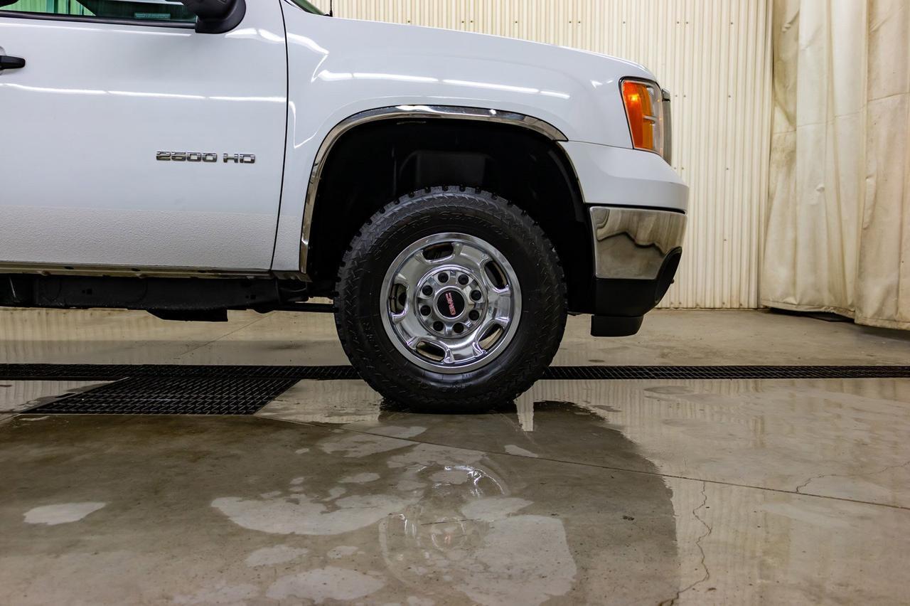 2014 GMC Sierra 2500HD 4x4 Regular Cab WT Longbox Red Deer AB