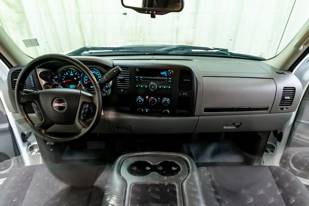 2014 GMC Sierra 2500HD 4x4 Regular Cab WT Longbox Red Deer AB