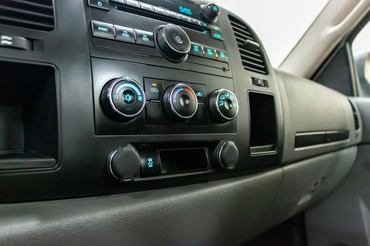 2014 GMC Sierra 2500HD 4x4 Regular Cab WT Longbox Red Deer AB