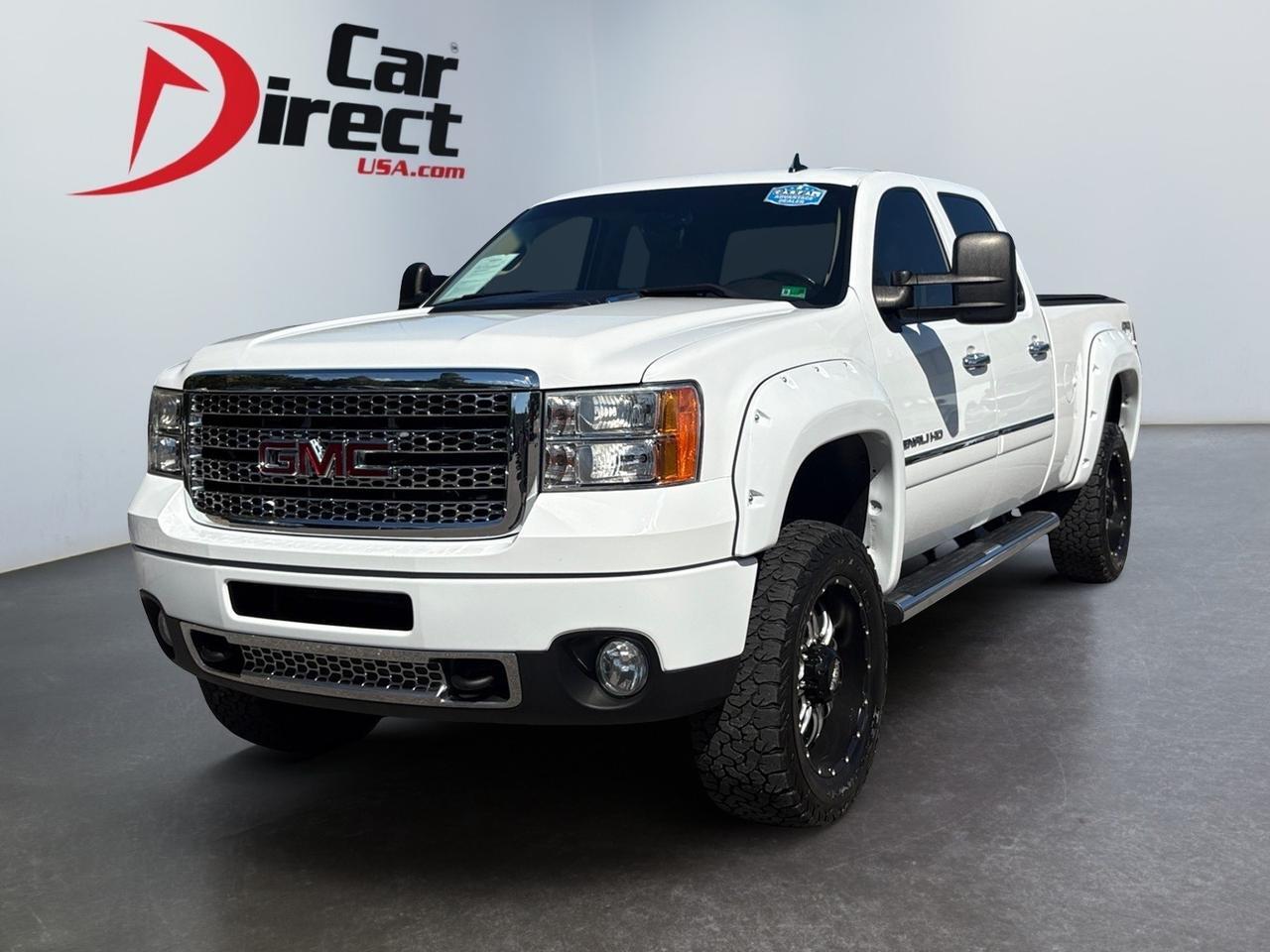 2014 GMC Sierra 2500HD Denali, LIFTED, FENDER FLARES, TOW PACKAGE, BACKUP CAMERA, RUNNING BOARDS, REMOTE START, HEATED & VENTILATED SEATS, LOW MILEAGE, CLEAN CARFAX, DRIVE THIS 2500 ON THE ROAD! Virginia Beach VA