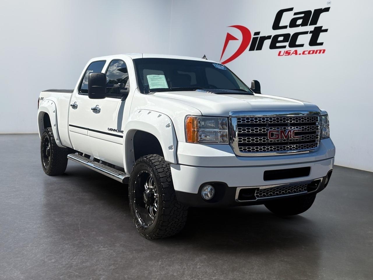 2014 GMC Sierra 2500HD Denali, LIFTED, FENDER FLARES, TOW PACKAGE, BACKUP CAMERA, RUNNING BOARDS, REMOTE START, HEATED & VENTILATED SEATS, LOW MILEAGE, CLEAN CARFAX, DRIVE THIS 2500 ON THE ROAD!