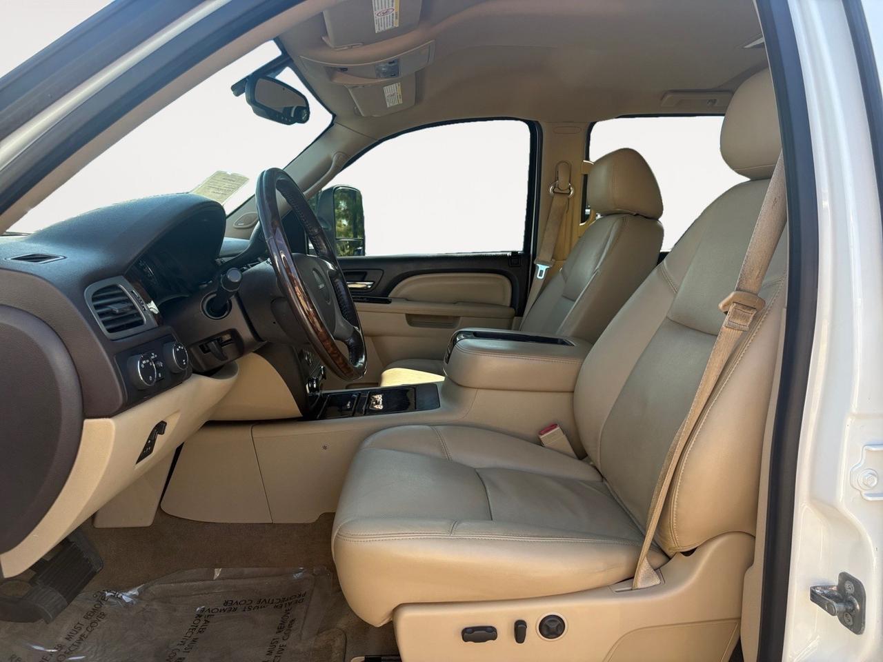 2014 GMC Sierra 2500HD Denali, LIFTED, FENDER FLARES, TOW PACKAGE, BACKUP CAMERA, RUNNING BOARDS, REMOTE START, HEATED & VENTILATED SEATS, LOW MILEAGE, CLEAN CARFAX, DRIVE THIS 2500 ON THE ROAD! Virginia Beach VA
