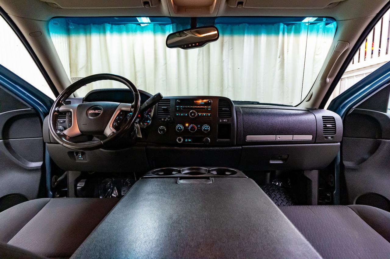 2014 GMC Sierra 3500HD 4x4 Crew Cab SLE Z71 Longbox Diesel Red Deer AB