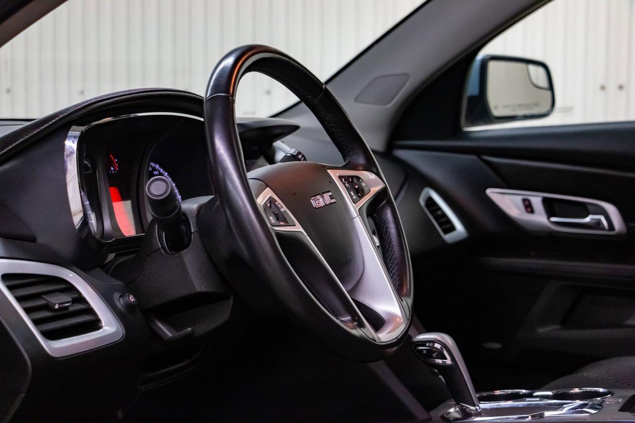 2014 GMC Terrain AWD SLE2 Roof BCam Red Deer AB