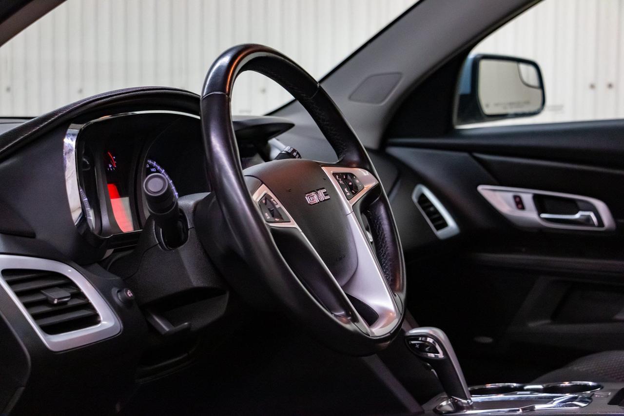 2014 GMC Terrain AWD SLE2 Roof BCam Red Deer AB