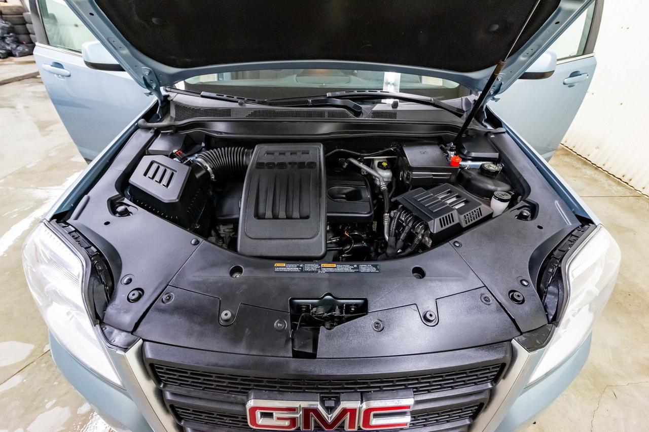 2014 GMC Terrain AWD SLE2 Roof BCam Red Deer AB