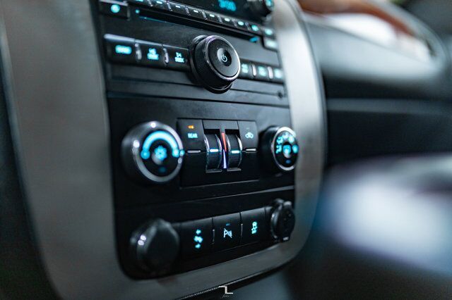 2014 GMC Yukon AWD SLE BCam Red Deer AB