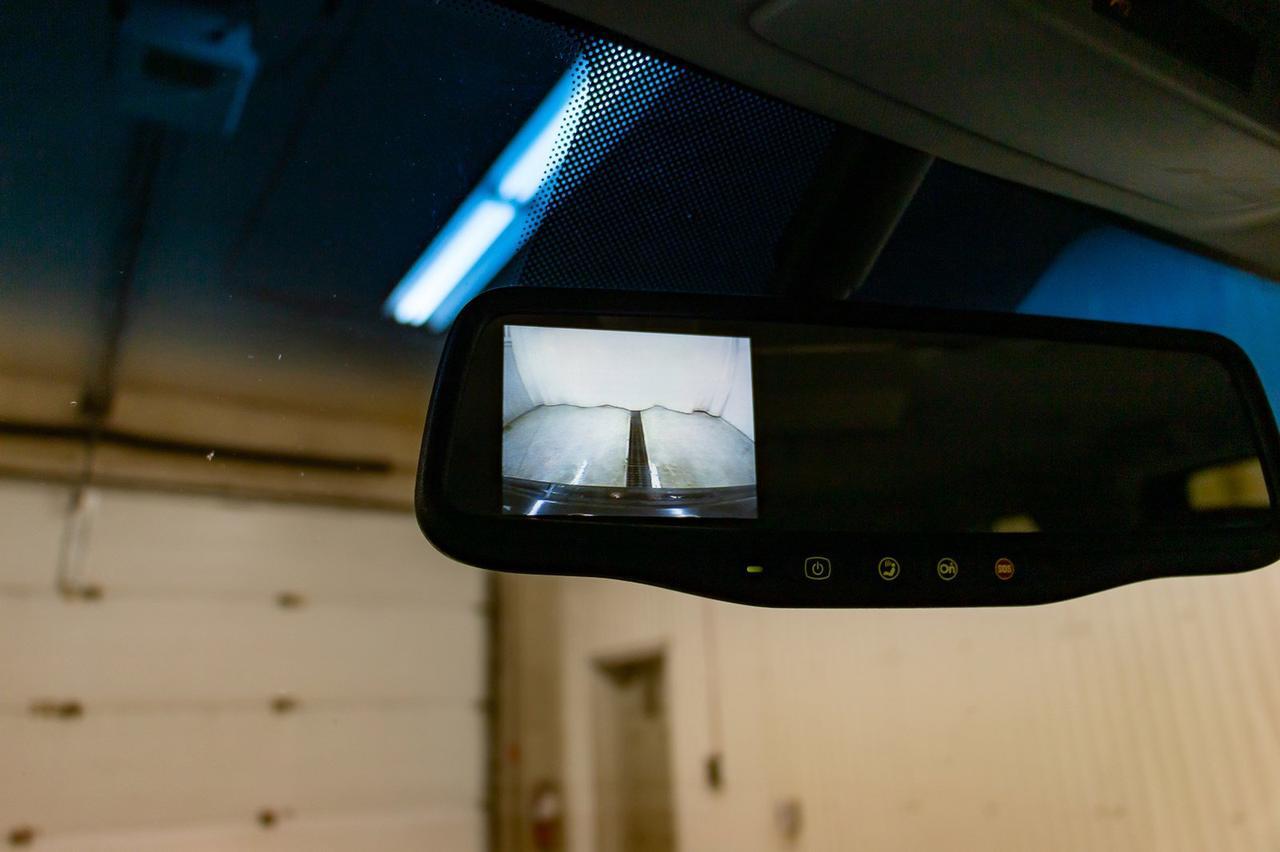 2014 GMC Yukon XL AWD SLE BCam Red Deer AB