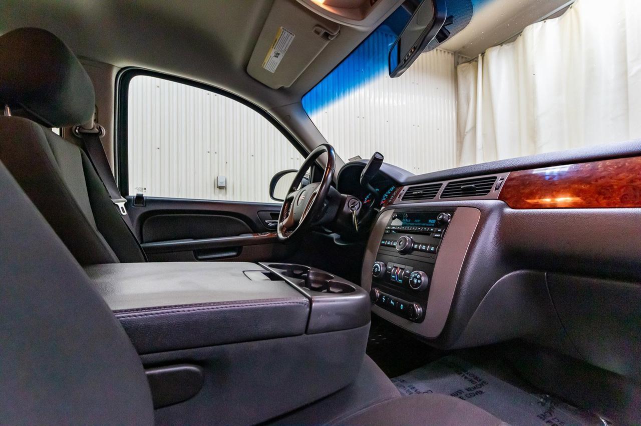 2014 GMC Yukon XL AWD SLE BCam Red Deer AB