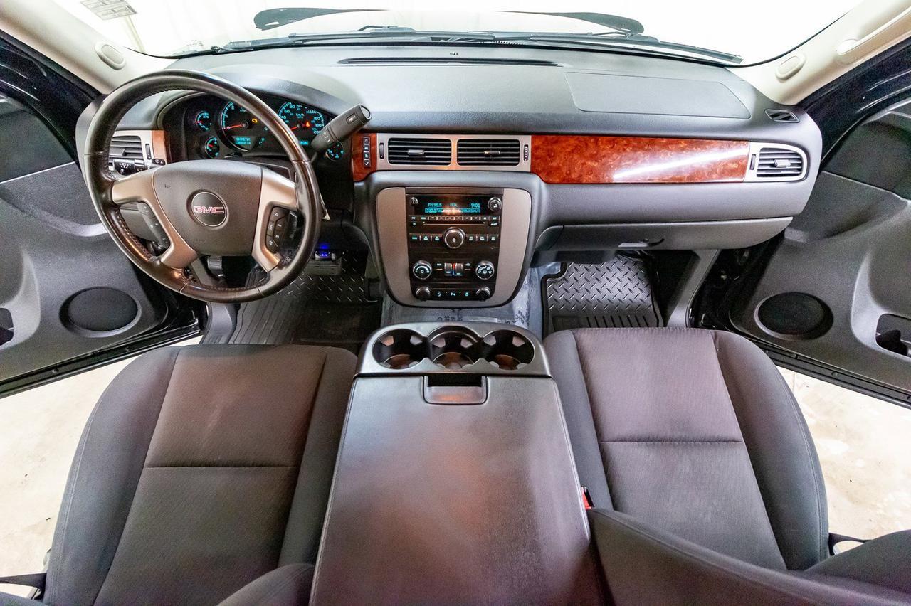 2014 GMC Yukon XL AWD SLE BCam Red Deer AB