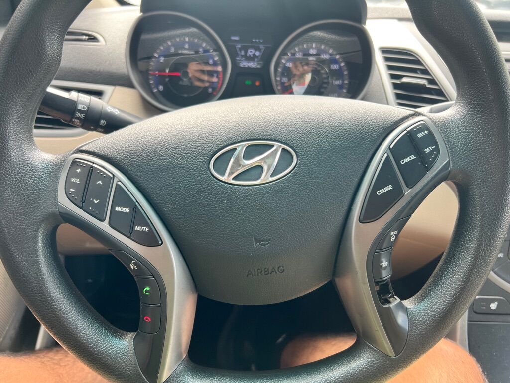 2014 HYUNDAI ELANTRA SE Des Moines WA