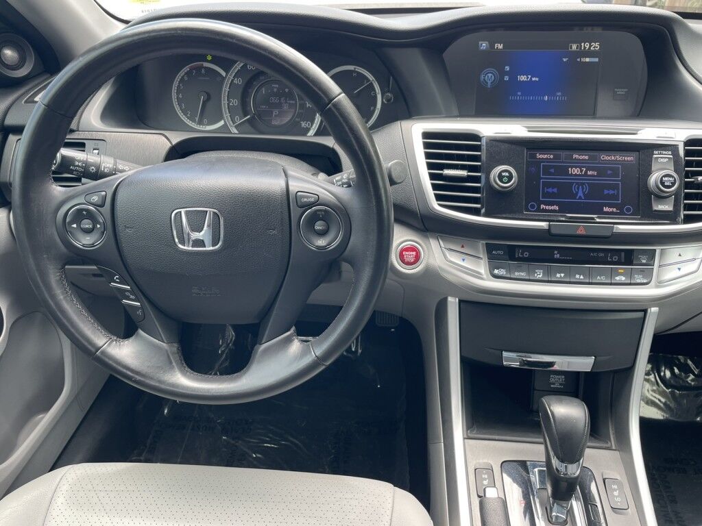 2014 Honda Accord Sedan EX-L~V6~LOW MILES~LANE DEPARTURE WARNING~BLIND SPOT MONITORS~ONLINE FINANCE AND SHIPPING AVAILABLE!!!! Sarasota FL