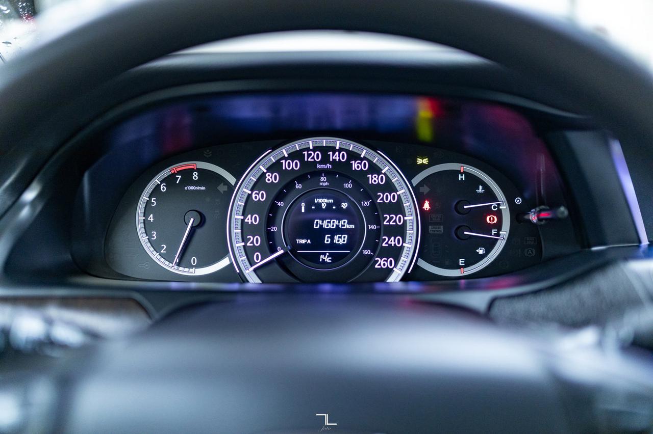 2014 Honda Accord Sedan Touring Manual Leather Roof Nav BCam Red Deer AB