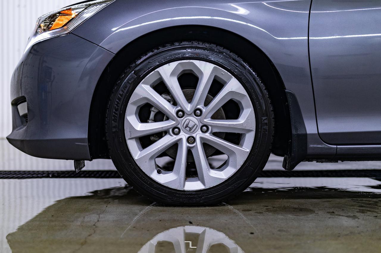 2014 Honda Accord Sedan Touring Manual Leather Roof Nav BCam Red Deer AB