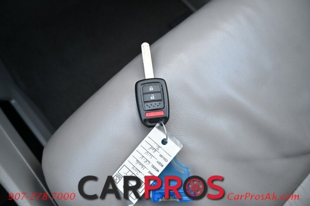 2014 Honda CR-V EX-L - All Wheel Drive - Power & Leather Heated Seats - Sunroof - Navigation - Powered Windows & Door Locks - Fog Lights - Block Heater - Keyless Entry Anchorage AK