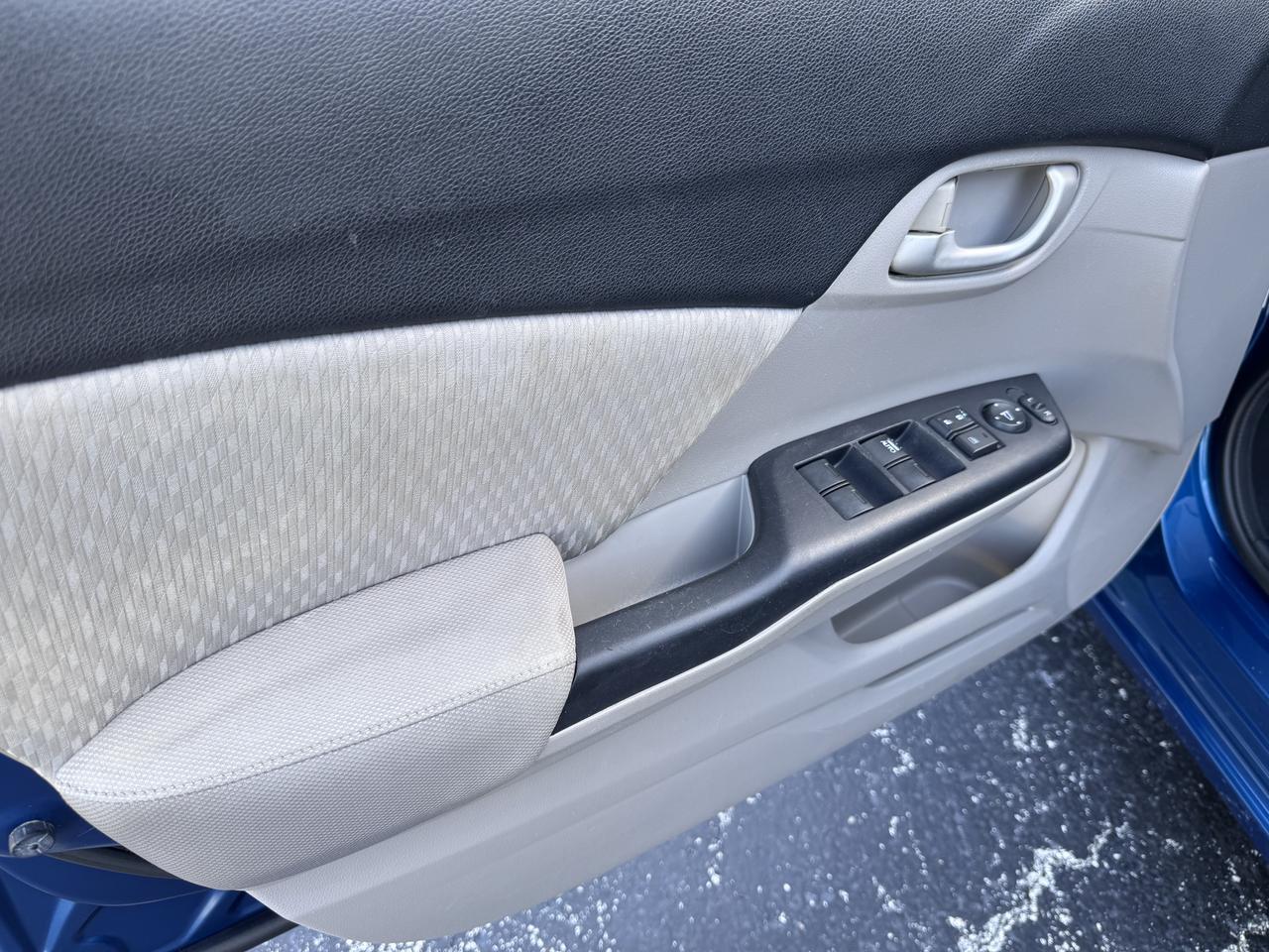 2014 Honda Civic LX - Photo 17