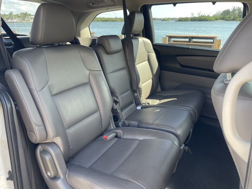 2014 Honda Odyssey EX-L~BLUETOOTH~CRUISE CONTROL~LEATHER TRIMMED SEATS~POWER LIFTGATE~POWER SLINDING DOORS~THIRD ROW SEATING Sarasota FL