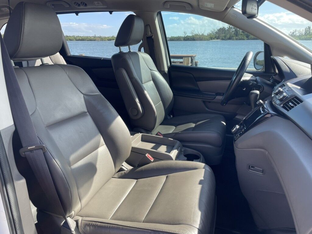2014 Honda Odyssey EX-L~BLUETOOTH~CRUISE CONTROL~LEATHER TRIMMED SEATS~POWER LIFTGATE~POWER SLINDING DOORS~THIRD ROW SEATING Sarasota FL